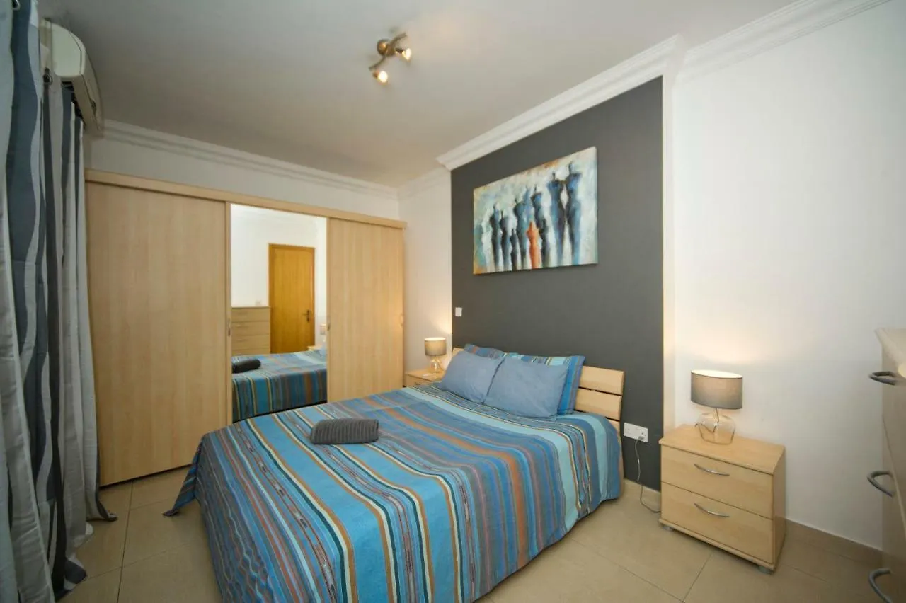 Bv7 - Bridge View Apartment St. Julian's 0*,  Malta